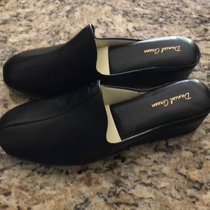 Brand new never worn house shoes